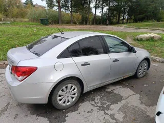 Шевроле Круз 2009 года, 109 л.с., пробег 100000 км, АКПП, VIN XUFJA696JA3002182, госномер М515УС35.