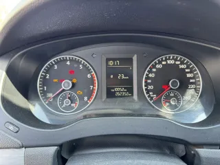 Volkswagen Jetta 2011 Легковой автомобиль марки: VOLKSWAGEN, модели: Jetta, год выпуска: 2011, идентификационный номер (VIN): WVWZZZ16ZCM028474 По предварительной записи по телефону: +7 968 019 73 72 электронная почта: nika.dzhincharadze@yandex.ru