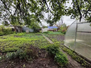 Садовый дом 20 кв.м и участок 413 кв.м, Липецкая область. Здание, расположенное на земельном участке: назначение здания: Нежилое (садовый домик), площадь здания: 20 кв.м, кадастровый номер здания: 48:20:0038801:7206, площадь участка: 413 кв.м, кадастровый номер участка: 48:20:0038801:2800…