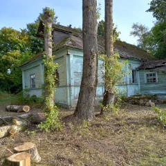 Нежилое здание площадью 197.9 кв. м с земельным участком 814 кв. м. Адрес: Ярославская область, г. о. город Переславль-Залесский, п. Рязанцево, ул. Садовая, д. 11. В составе: нежилое одноэтажное здание, кадастровый номер 76:11:150101:187; земельный участок категории земли населенных пунктов…