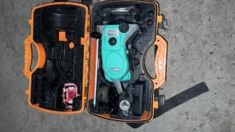 Электронная техника и запчасти согласно приложению. Сведения о комплектности и работоспособности отсутствуют. Имущество продается в том виде, комплектности и состоянии, в каком оно есть. Возможны повреждения, дефекты, в том числе скрытые, отсутствие деталей и агрегатов. За скрытые дефекты…