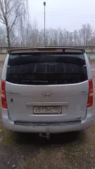 Hyundai Grand Starex 2010 года, 145 л.с., пробег 290000 км, автоматическая коробка передач. Автомобиль Hyundai H-1 2010 года выпуска, VIN: KMJWA37JBAU237637.