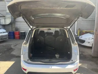 Citroen C4 Picasso 2017 год, VIN VF73A5GXAHJ593677. Цвет кузова белый. Объем двигателя 1598 см³, мощность 150 л.с. (110 кВт). Экологический класс пятый. Тип транспортного средства — легковой автомобиль. Оценить техническое состояние и комплектность можно при самостоятельном осмотре.