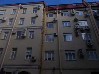 Право требования к Щеглову Андрею Анатольевичу о передаче материальных ценностей: GWH07AAA-K3NNA1A/O наружный блок Bora/Lyra R410, 2 шт. стоимостью 25 200 руб.; GWH07AAA-K3NNA2A/I внутренний блок Bora R410, 2 шт. стоимостью 15 200 руб.; GWH07AAB-K3DNA2A/1 внутренний блок Bora inverter R410, 1 шт…