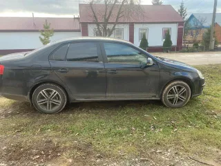 LADA Kalina 2009, VIN-номер XTA11183090198019. Ознакомление с имуществом производится по месту нахождения (г. Нижнекамск) с момента публикации сообщения о продаже до окончания приема заявок по предварительной записи по телефону: +7-932-530-29-26 и электронной почте osipova.arbitr@yandex.ru