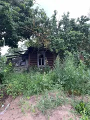 2/3 доли дома в Рязанской обл. еще 2/3 жилого дома, площадь 53,6 кв.м., назначение: Жилое, количество этажей: 1, адрес  местонахождение : Россия, Рязанская область, Клепиковский муниципальный район, Спас Клепиковское городское поселение, г. Спас Клепики, ул. Комсомольская, д.3, кадастровый …