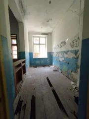 Здание школы 569,9 кв.м с земельным участком 2720 кв.м, Ивановская область, д. Марфино. Здание школы, назначение: нежилое; кадастровый номер 37:02:010828:373; местоположение: Российская Федерация, Ивановская область, Вичугский район, д. Марфино, д. 81; площадь 569,9 кв.м., количество этажей 1, в…