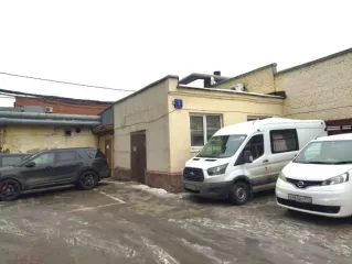 Здание, назначение: нежилое, этажность: 1, общая площадь 151 кв. м, кадастровый № 77:09:0005011:7112, адрес: Российская Федерация, г. Москва, вн.тер.г. муниципальный округ Хорошевский, ул. 4-я Магистральная. Имеется аренда. Здание, назначение: нежилое, этажность: 1, общая площадь 195 кв. м…