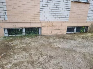 Помещение нежилое. Адрес: Брянская область, р н Дятьковский, г Дятьково, мкр 13 й, д 1, пом VIII. Площадь: 99.3 кв.м., кадастровый номер 32:29:0020510:2030  не обременено залогом .