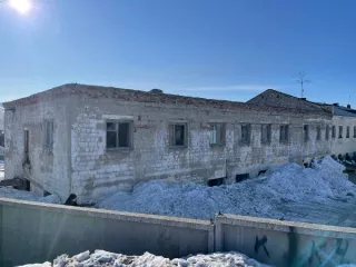 Нежилое помещение с кадастровым номером 49:09:030609:397 общей площадью 288,7 кв.м, расположенное на 2 этаже по адресу: г. Магадан, ул. Морская, 19/18, литер А Нежилое помещение с кадастровым номером 49:09:030609:397 общей площадью 288,7 кв.м, расположенное на 2 этаже по адресу: г. Магадан, ул…
