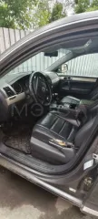 Volkswagen Touareg 2007 года, 171 лс, 405555 км, полный привод, VIN №WVGZZZ7LZ8D006470, цвет темно-серый, тип двигателя дизель, механическая коробка передач.