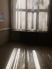 Объект аренды площадью 195,5 кв. м расположен по адресу: Российская Федерация, город Москва, вн.тер.г. муниципальный округ Рязанский, улица 1-я Новокузьминская, дом 15/5, помещение 1/1. Номера на поэтажном плане: этаж 1, пом. III, ком. 1-3, 3а, 3б, 3в, 3г, 3д, 3ж, 3з, 4, 6, 7, 31; подвал, пом. V…