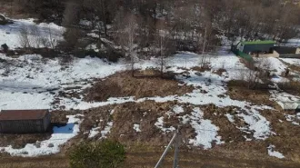 Земельный участок площадью 1262 кв.м для индивидуального жилищного строительства. Категория земель: земли населенных пунктов. Кадастровый квартал: 50:07:0010505. Местоположение: Московская область, Волоколамский м.о., д.Ожогино. Основной вид разрешенного использования: 2.1. Площадь по проекту…