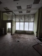 Объект аренды общей площадью 125,6 кв. м, состоящий из помещения площадью 110,6 кв. м, номера на поэтажном плане: этаж 1, пом. Iа, ком. 1 - 3, 5, 6, адрес: Москва, улица Барвихинская, дом 8, помещение 485, и помещения площадью 15,0 кв. м, номера на поэтажном плане: антресоль 1, пом. I, ком. 1…