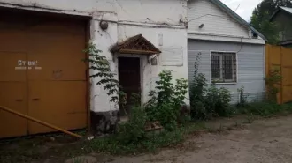 земельный участок площадью 5241,0 кв.м. с КН 68:27:0000093:1 с расположенными на нем объектами недвижимого имущества - нежилое здание с КН 68:27:0000088:82, здание режимного корпуса с КН 68:27:0000088:95,  гараж с КН 68:27:0000088:102, склад с КН 68:27:0000088:103, расположенных по адресу: …