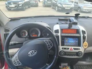 Kia CD Ceed 2007 avtomobil marki KIA model CD (CEED) 2007 g.v. VIN-nomer XWEFF243280000182, yavlyaetsya predmetom zaloga PAO SOVKOMBANK S imushchestvom, yavlyayushchimsya predmetom torgov, mozhno oznakomitsya po adresu g. Kazan, ul. Kurchatova, d. 7 predvaritelno soglasovav datu i vremya po el…