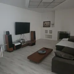 3-комн. квартира 108.4 кв.м Ханты-Мансийск общей площадью 108,4 кв.м, в том числе жилая 67,5 кв.м, расположена на 3 этаже 6 этажного жилого дома, кадастровый номер 86:12:29:0:28:39, инф. № 10575, адрес объекта: Тюменская область, Ханты-Мансийский автономный округ-Югра, г. Ханты-Мансийск, ул. Карла…