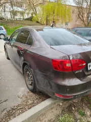 Volkswagen Jetta, 2014 года, 105 лс, 222000 км, АКПП, XW8ZZZ16ZEN916222. 222 тыс. Со слов собственника: сломана левая пружина, передняя подвеска требует замены. Более подробное техническое состояние выясняйте самостоятельно в ходе осмотра. Организатор торгов нюансами технического состояния не…