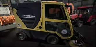 Коммунально-строительная (подметально-уборочная) машина Karcher ICC1L, гос. номер 3292РМ14.