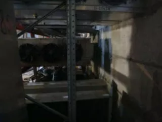 Нежилое помещение площадью 353,9 кв.м, кад. № 36:34:0307023:1471, расположенное по адресу: Воронежская обл., г. Воронеж, ул. Ростовская, д.26, пом.1, находящееся в залоге ПАО Сбербанк.