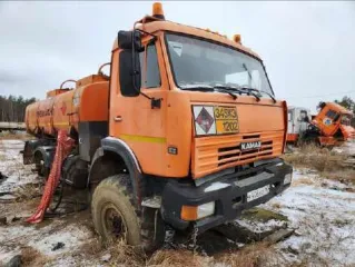 Автотопливозаправщик 464905-0000010, VIN X89464905A0DP1036, шасси XTC43118KA2375638, г.в. 2010, гос.рег.знак Н 406 ХО 163. Местонахождение: Иркутская область, г. Усолье-Сибирское.