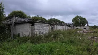 Коровник, 1056 кв.м, Тверская область, кадастровый номер 69:11:0111001:35. Адрес: Тверская обл., Калязинский р-н, Семендяевское с/п, д.Юрново.