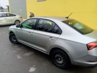 Skoda Rapid 2021 года выпуска, VIN: XW8AG2NH3MK118424. Автомобиль находится в залоге.