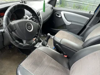 LADA Largus 2021 года, государственный номер Е205ВР 702, VIN: XTARS045LM1361707, синего цвета. Пробег 79 тысяч км. Отсутствует свидетельство о регистрации ТС. Фотографии доступны в сообщении на ЕФРСБ и электронной торговой площадке «Тендер Стандарт». Автомобиль расположен в Уфе, Республика…