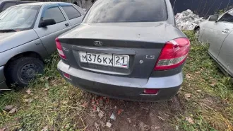 Renault Logan 2015 года, Hyundai Solaris. Единый лот - 7 транспортных средств: 1. Автомобиль марки "Renault Logan" с государственным регистрационным знаком М348НР21RUS (21-007798) 2015 г.в., VIN X7L4SKAV453010347. 2. Транспортное средство Hyundai Solaris, государственный регистрационный номер…