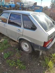 Автомобиль ВАЗ 21093, госномер Е674ХЕ124. Год выпуска не установлен. Рабочее состояние и комплектность не проверялись. Имущество обращено в доход государства. Документы отсутствуют. Пробег: 0 км. Объем двигателя, мощность, VIN, коробка передач и привод не установлены. Экологический класс: 4. Дата…