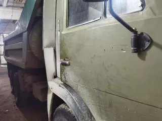 Транспортное средство: грузовой самосвал. КАМАЗ 5511 (самосвал), идентификационный номер (VIN) ХРС551100J0318230, год выпуска 1988, (рама) -№0318230, кузов прицеп – КАБИНА 1034290, цвет кузова  защитный, мощность двигателя 210 л.с., тип двигателя –дизельный, разрешенная максимальная масса кг…