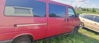 Volkswagen Transporter, 2001 года выпуска, VIN WV2ZZZ70Z2H017084