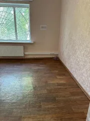 Нежилое помещение 97,5 кв. м, Ростовская обл., г. Таганрог, ул. Большая Бульварная, 10-25; 1101/3432 доли в праве общей долевой собственности на земельный участок, категория земель: земли населенных пунктов, вид разрешенного использования: для использования в производственных целях. Ознакомление с…