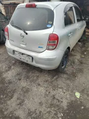 Легковой автомобиль марки Nissan March 2011 г.в., государственный номер К567ОХ28, номер кузова K13336621, находится в совместной собственности с супругой должника.