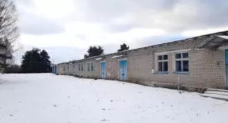 Проходная, здание склада № 12, здание холодного склада, гараж, пожарный водоем, земельный участок Проходная, площадь 8,6 кв.м, кадастровый номер: 43:31:010016:228, назначение: нежилое, этажность (этаж): 1, в том числе подземных 0; здание склада № 12, площадь 1 303,1 кв.м, кадастровый номер…
