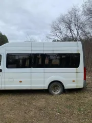 ГАЗ A65R32, 2017 года, автобус, марка: ГАЗ, модель: A65R32, год изготовления: 2017, VIN: X96A65R32H0834658, цвет кузова (кабины): белый, г.р.з. А212АХ797. Имущество является предметом залога.