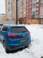 Hyundai Creta, 2017 год, синий. VIN: Z94G2811BJR079647, ПТС: 78 ОТ 833085, госномер: Х175ХВ178. Мощность двигателя: 123 л.с., разрешенная максимальная масса 1825 кг, масса без нагрузки 1400 кг.