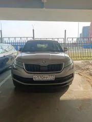Skoda Kodiaq 2020 года, цвет коричневый, VIN: XW8LJ6NS0MH406587.