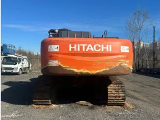 Экскаватор Hitachi ZX 330LC, VIN: HCM1V700L00050875, гос. рег. номер: 77 НМ 5752, 2006 г. в. Покупатель приобретает имущество без залога.