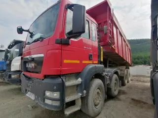 Автосамосвал БЦМ-59 на шасси MAN TGS 41.400 8х4 BB-WW, VIN X3W65392АН0001797, 2017 г.в., №двигателя D2066LF6350547991324798, цвет красный, ГРЗ Н595НС27 (разукомплектован)