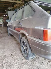 Автомобиль LADA 211440 SAMARA 2013 года выпуска, 82 л.с., VIN: XTA211440D5201283. Техническое состояние: автомобиль не на ходу. Пробит блок двигателя, коррозия кузова, износ ходовой, прогнил лонжерон, пробег неизвестен.