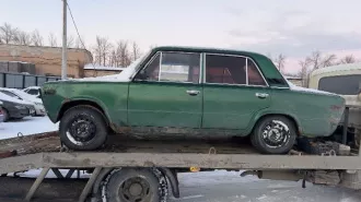 Автомобиль ВАЗ 21063, 1985 г/в, цвет перламутрово-зеленый, г/н К 127 ВУ 56, VIN XTA210630J1832599 Автомобиль ВАЗ 21063, 1985 г/в, цвет перламутрово-зеленый, г/н К 127 ВУ 56, VIN XTA210630J1832599 
Год выпуска: 1985 
VIN номер: XTA210630J1832599 
Вид транспорта: Легковые автомобили 
Марка: ваз…