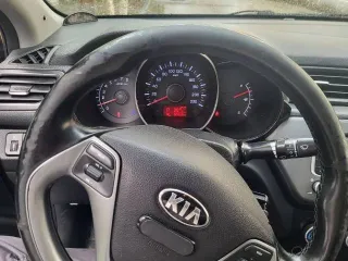 Kia Rio 2015, VIN Z94CB41BBGR304002, 123 л.с., 195565 км, цвет серебристый, гос. номер Е403ТО186.