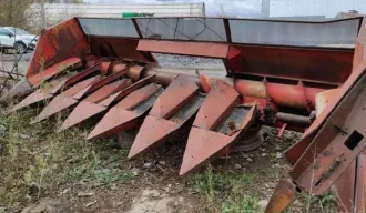 Жатка к комбайну ДОН-1500. Ознакомление с документами и осмотр имущества по предварительной договоренности по телефону +7 918 593 5736 или email: kotov.ay653@gmail.com. Адрес: г. Ростов-на-Дону, ул. Обороны, д. 49, офис 309.