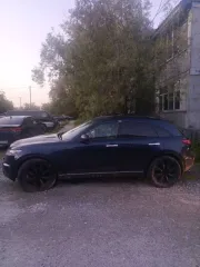 Infiniti FX 2005 года, 280 лс, АКПП, VIN: JNRAS08W05X210667, в залоге у ООО МФК «ПСБ Финанс»