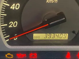 Toyota Crown 2001 года, легковой седан. Цвет кузова белый/серый. Двигатель 1JZ, номер 1160267, объем 2.5 л (2491 см³), мощность 200 л.с. Кузов JZS173, номер 0008640. Пробег 393409 км. Государственный регистрационный знак О918ОО25. VIN отсутствует. Состояние рабочее, бывшее в эксплуатации…