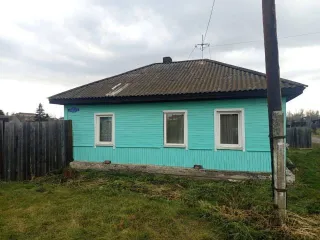 Доли дома 53,4 кв.м и земельного участка, Красноярский край: 1/5 доля дома и 1/5 доля земельного участка, 1/5 доля в жилом доме, площадь 53.4 кв.м., назначение: жилое, адрес: Россия, край Красноярский, р-н Шушенский, с Казанцево, ул Крупской, дом 12, кадастровый номер: 24:42:2601003:645; 1/5 доля…