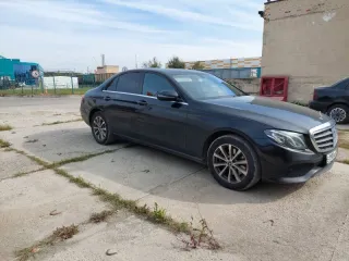 Mercedes-Benz E220D 4MATIC 2019 черный, идентификационный номер (VIN): WDD2130051A707502, год изготовления: 2019, госномер Е198ХО790, находится в залоге у АО "ТБанк".