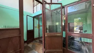 Нежилое помещение расположено по адресу: Российская Федерация, Санкт-Петербург, муниципальный округ Сосновая поляна, улица Здоровцева, дом 10, литера А, помещение 13Н, площадь 10.8 кв.м, назначение: нежилое, этаж № 1, кадастровый номер 78:40:0008473:4388. Право собственности подтверждается записью…
