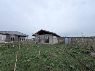 Дом 86 кв.м, участок 734 кв.м, Московская область, д. Загорье. Жилой дом, без отделки, кадастровый номер (50:08:0060239:2496) площадь 86 кв.м. Расположен на земельном участке кадастровый номер (50:08:0060239:1360) площадь 734 кв.м, адрес: Россия, Московская область, городской округ Истра, деревня…